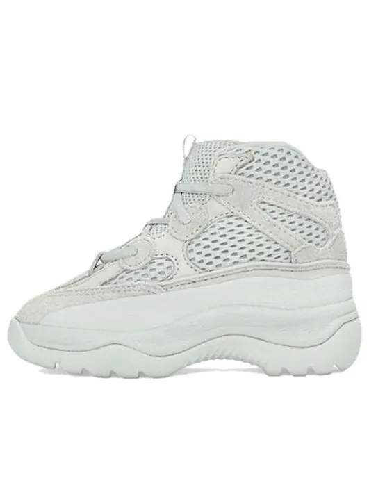 Кроссовки пустынные ботинки Adidas Yeezy — изображение 1 из 4, белый