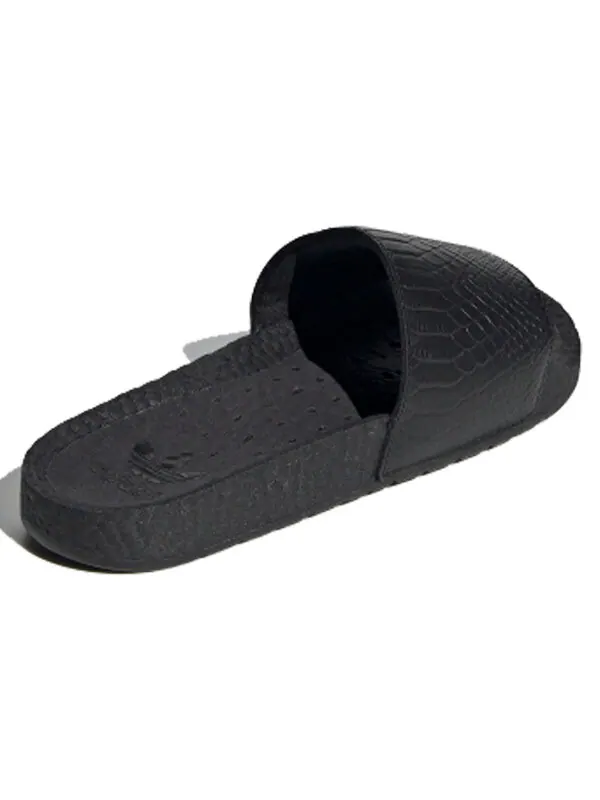 Тапочки adilette boost slides 'snakeskin' Adidas — изображение 3 из 4, черный