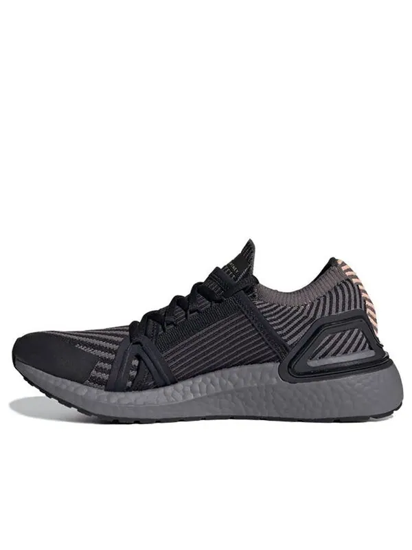 Кроссовки stella mccartney x ultraboost 20 Adidas — изображение 1 из 4, черный