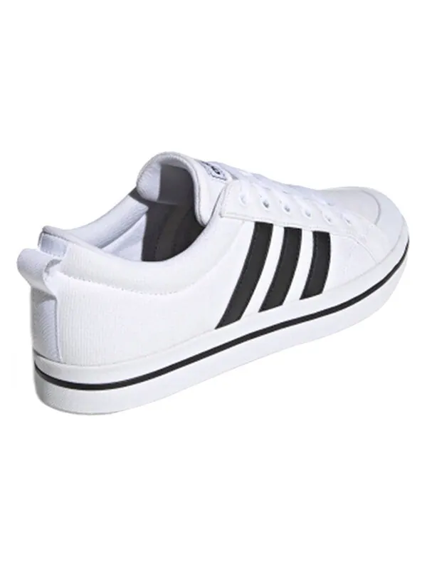 Кроссовки бравада Adidas — изображение 4 из 4, белый