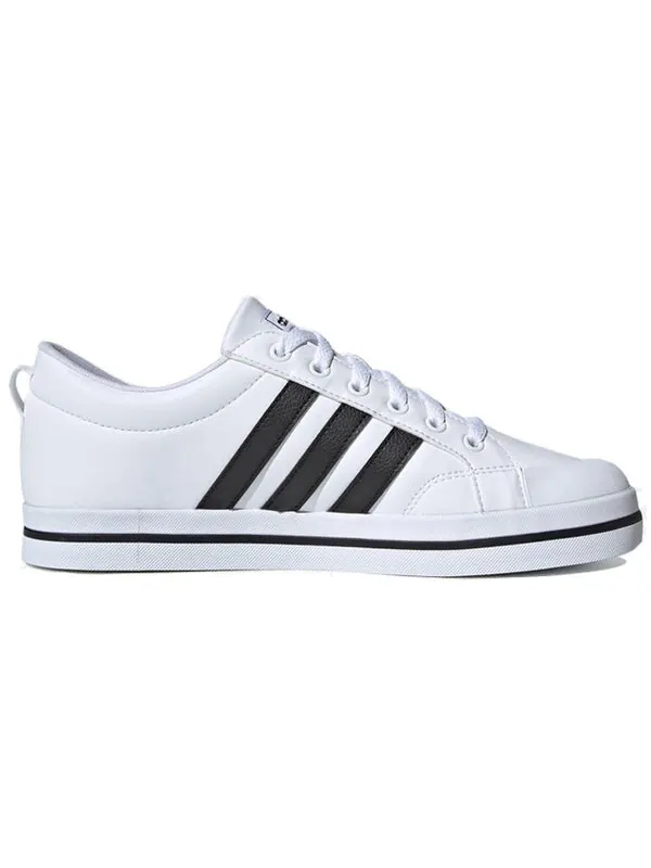 Кроссовки бравада Adidas — изображение 2 из 4, белый