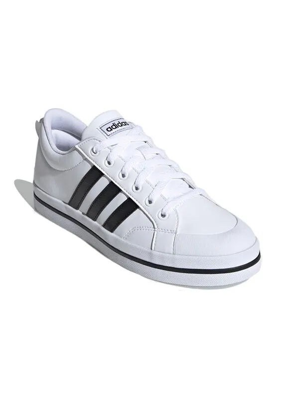 Кроссовки бравада Adidas — изображение 3 из 4, белый
