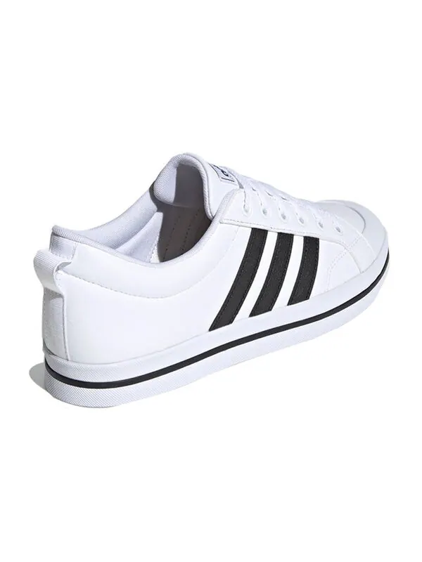 Кроссовки бравада Adidas — изображение 4 из 4, белый