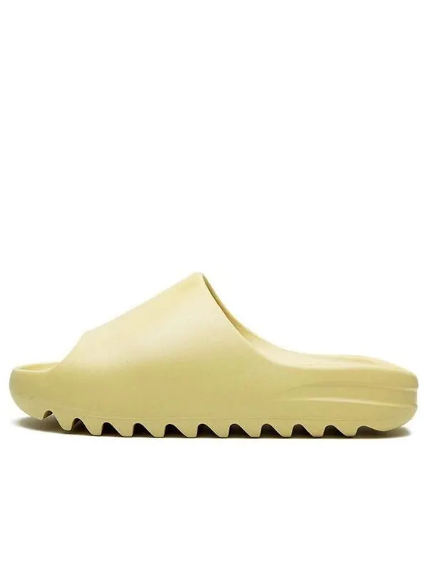 Тапочки yeezy slide 'desert sand' Adidas — изображение 1 из 4, бежевый