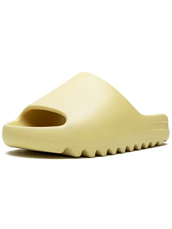 Тапочки yeezy slide 'desert sand' Adidas — изображение 2 из 4, бежевый