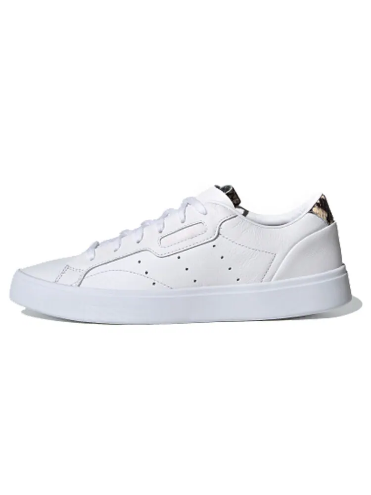 Кроссовки Adidas Originals Sleek Skate Shoes Women's — изображение 1 из 5, белый