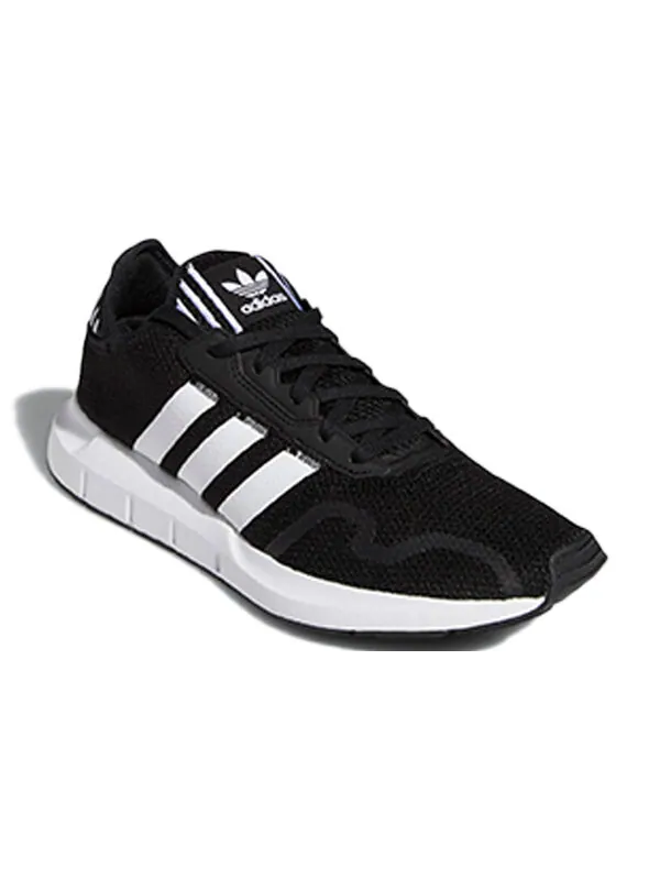 Кроссовки Swift Run X Adidas — изображение 3 из 4, черный
