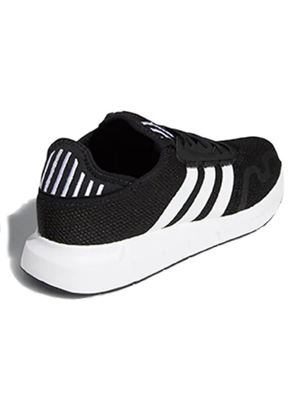 Кроссовки Swift Run X Adidas — изображение 4 из 4, черный
