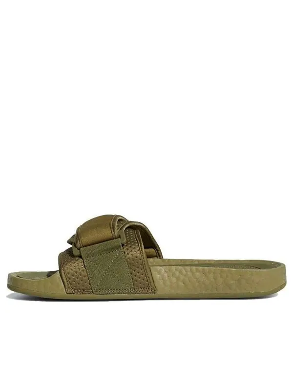 Тапочки x pharrell boost slides Adidas — изображение 1 из 4, зеленый