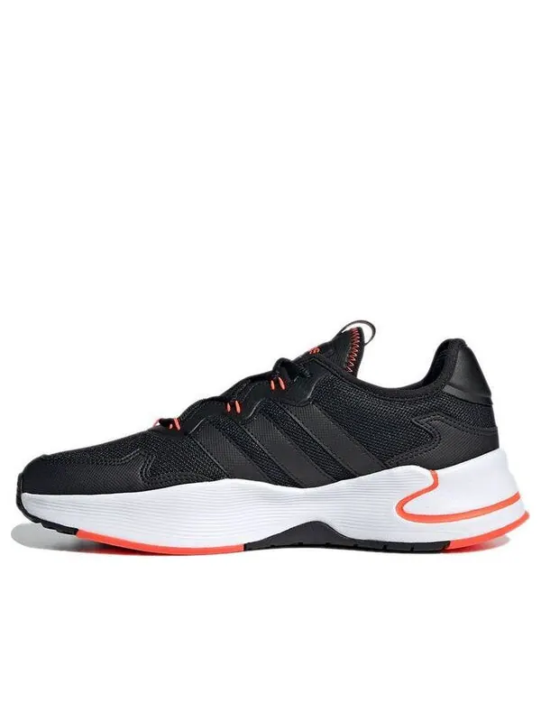 Кроссовки бродяга Adidas — изображение 1 из 4, черный
