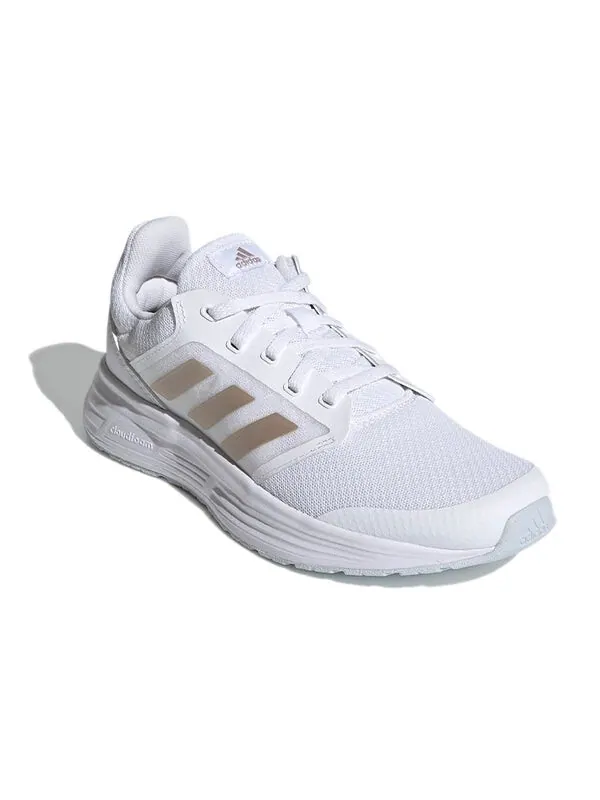 Кроссовки (WMNS) Adidas Galaxy 5 'White Champagne Metallic' — изображение 3 из 4, белый/золотистый