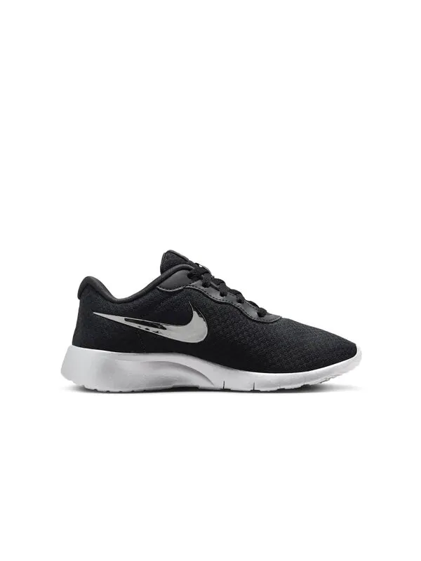 Кроссовки tanjun se easyon 'black smoke grey photon dust metallic silver' Nike — изображение 2 из 4