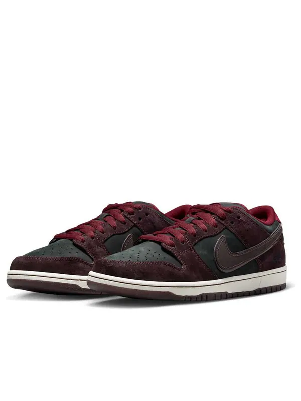 Кроссовки x riot skateshop sb dunk low Nike — изображение 3 из 4, красный