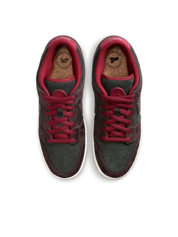 Кроссовки x riot skateshop sb dunk low Nike — изображение 4 из 4, красный