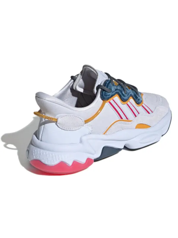 Кроссовки ozweego Adidas — изображение 4 из 4, белый