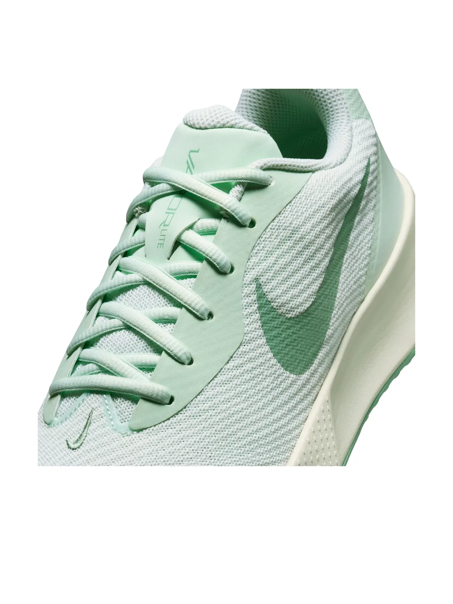 Кроссовки Nike Vapor Lite 3 'Barely Green Sea Glass' FZ2156-301 — изображение 5 из 6, зеленый