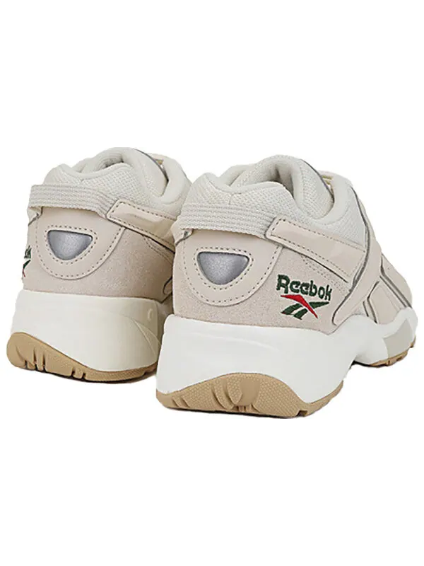 Кроссовки intv 96 sports shoes khaki Reebok — изображение 4 из 4, хаки/белый