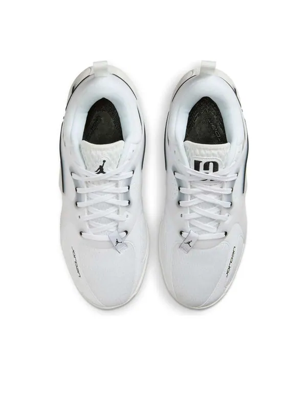 Кроссовки heir pf Air Jordan — изображение 4 из 4, белый