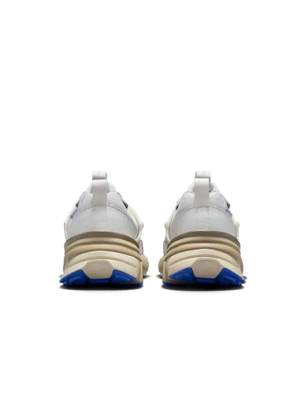 Кроссовки v2k run gore-tex 'light iron ore khaki' Nike — изображение 4 из 4, светлый/хаки