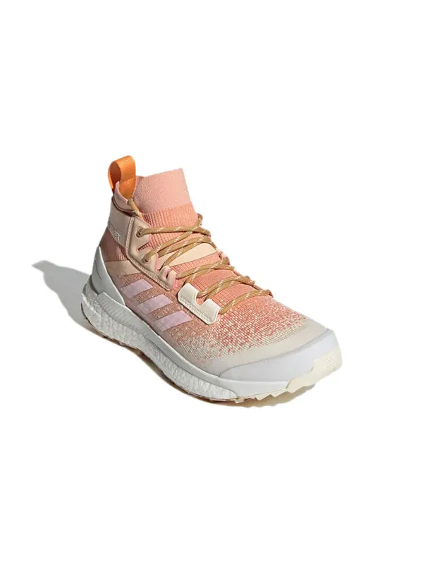 Кроссовки (WMNS) Adidas Terrex Free Hiker Primeblue 'Ambient Blush' — изображение 3 из 4, розовый