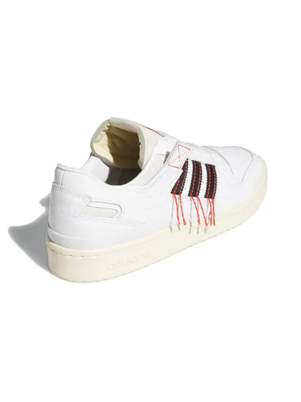 Кроссовки форум 84 низкая премия Adidas — изображение 4 из 4, белый