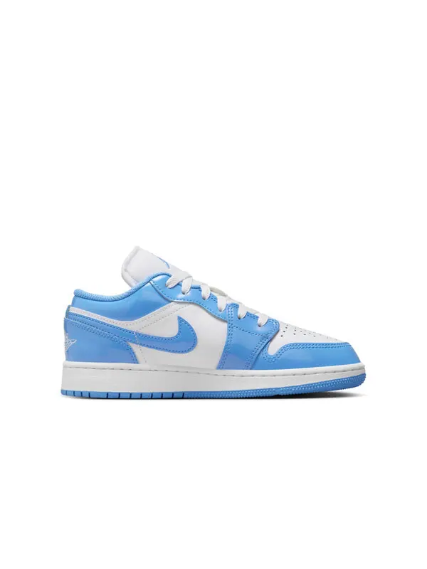 Кроссовки 1 low se 'legend blue patent' Air Jordan — изображение 2 из 4, белый/синий