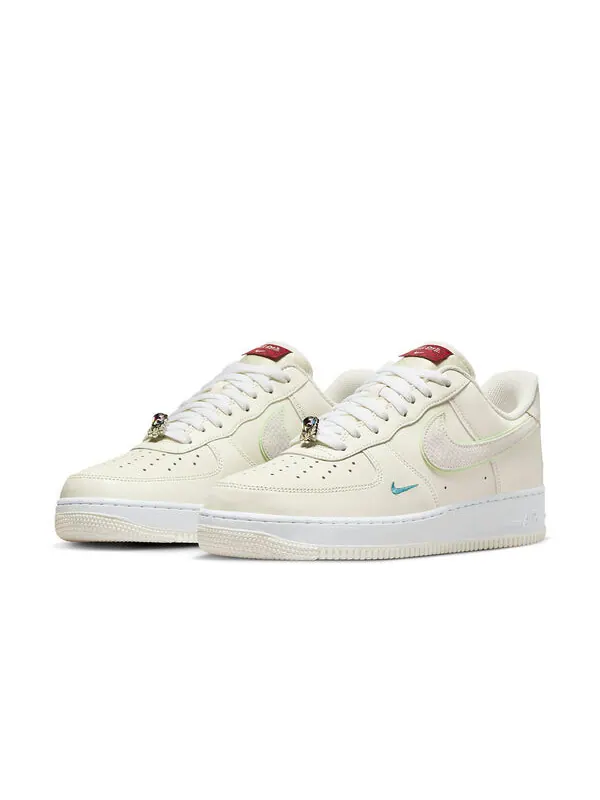 Кроссовки Nike Air Force 1 Low 'Year of the Dragon' — изображение 2 из 4, бежевый/мульти