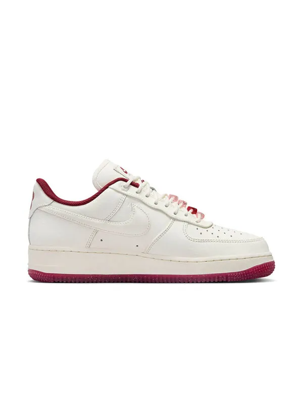 Кроссовки (WMNS) Nike Air Force 1 Low 'Valentines Day 2024' — изображение 2 из 4, красный/розовый/красный