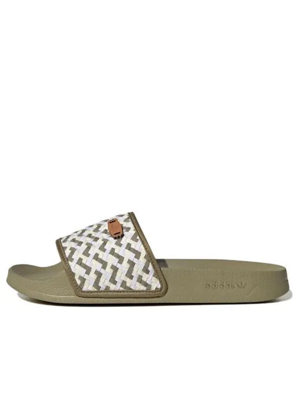 Тапочки оригиналы adilette lite slides Adidas — изображение 1 из 4, оливковый/белый