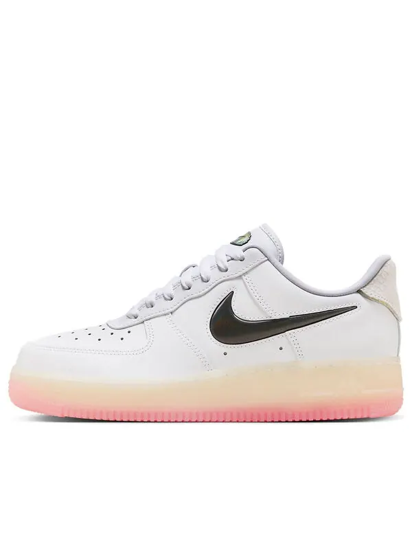 Кроссовки (WMNS) Nike Air Force 1 Low 'Year Of The Dragon' — изображение 1 из 4, белый//бледный/розовый