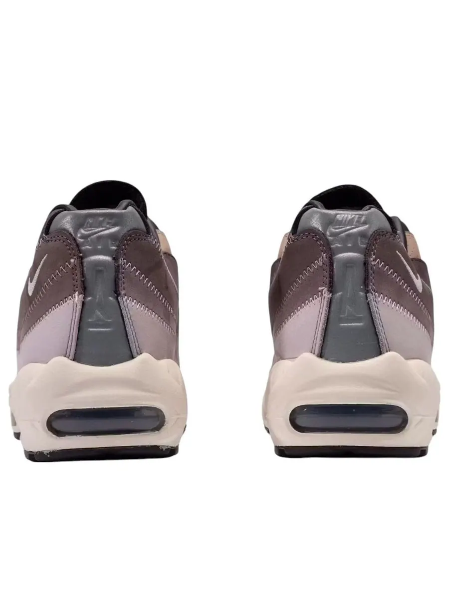 Кроссовки Nike x A Ma Maniere Air Max 95 'Diffused Taupe' — изображение 4 из 5, серый