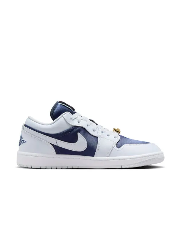 Кроссовки 1 low se 'football grey white gym red midnight navy' Air Jordan — изображение 2 из 4
