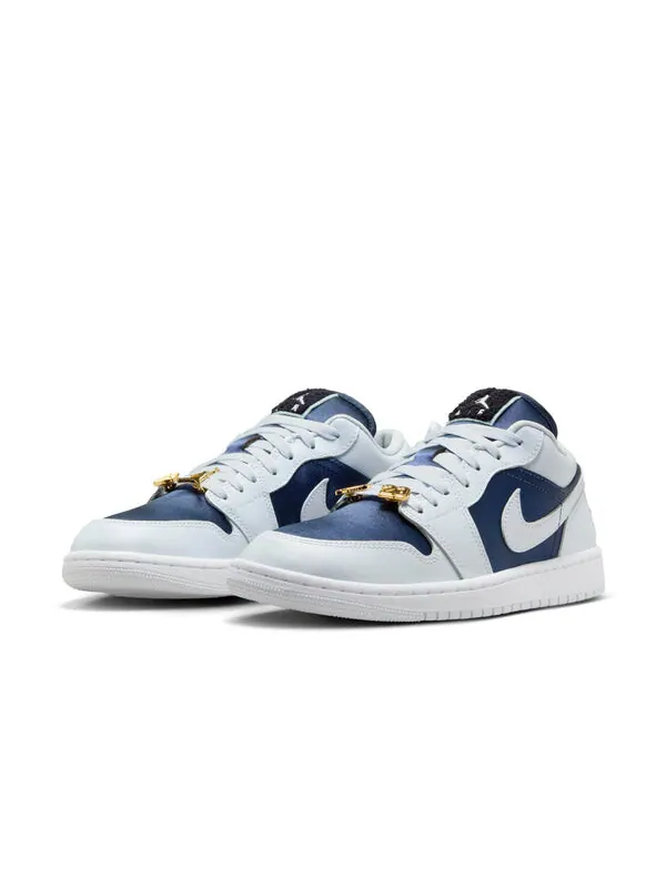 Кроссовки 1 low se 'football grey white gym red midnight navy' Air Jordan — изображение 3 из 4