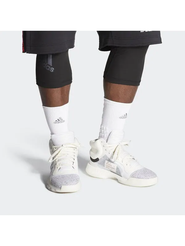 Кроссовки Marquee Boost Adidas — изображение 4 из 4, белый/серый