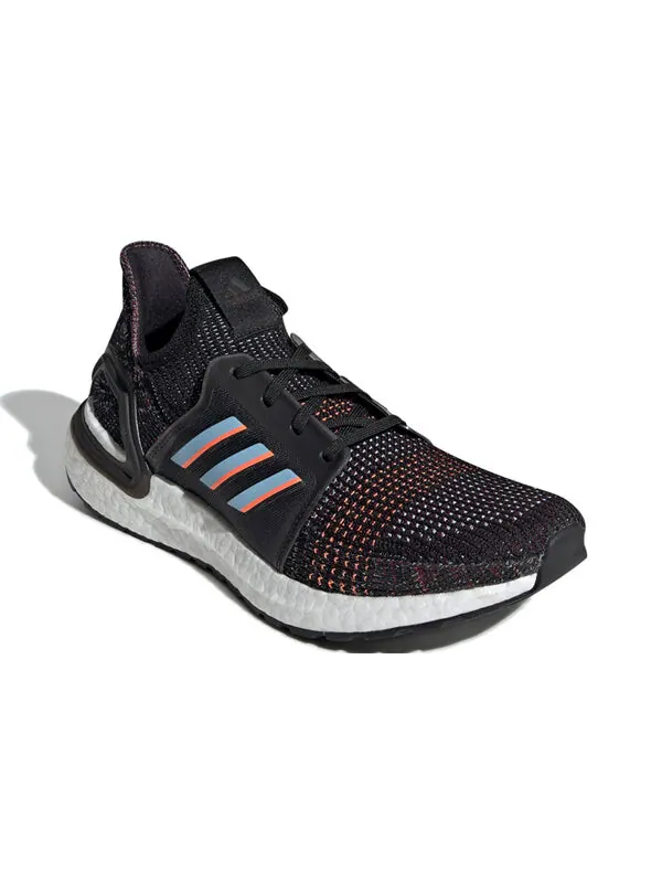 Кроссовки ультрабуст 2019 Adidas — изображение 3 из 4, черный