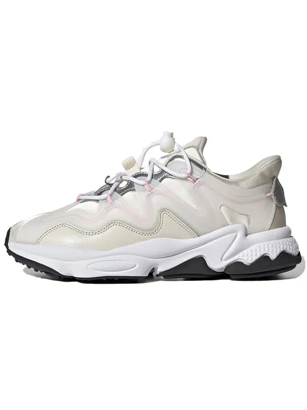 Кроссовки ozweego plus Adidas — изображение 2 из 4, бежевый