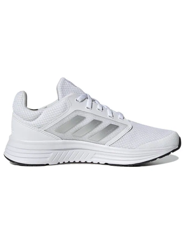 Кроссовки галактика 5 облако Adidas — изображение 2 из 4, белый