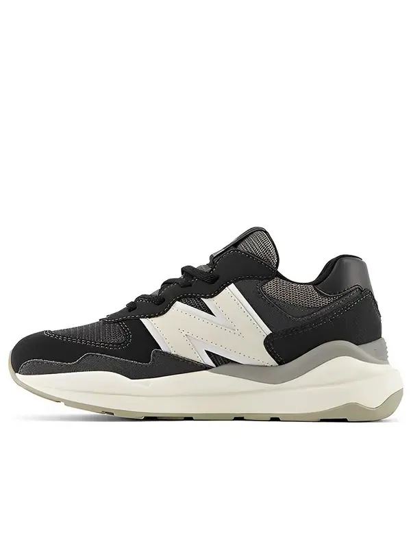Кроссовки 57 40 New Balance — изображение 1 из 4, черный