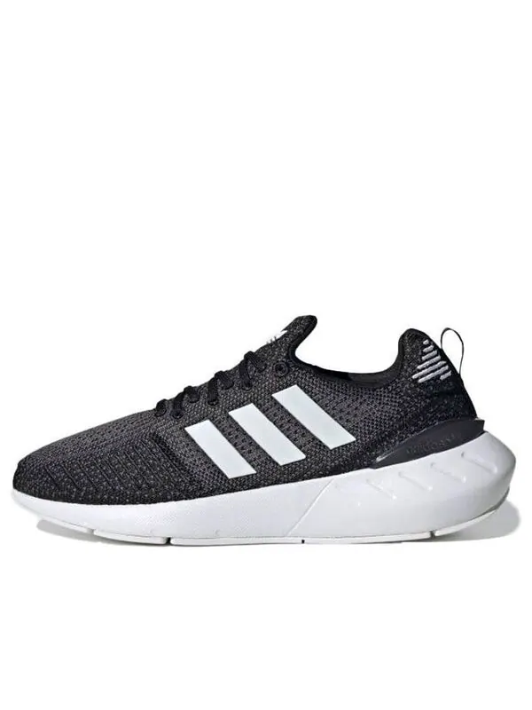 Кроссовки Swift Run 22 Adidas — изображение 1 из 4, черный/белый