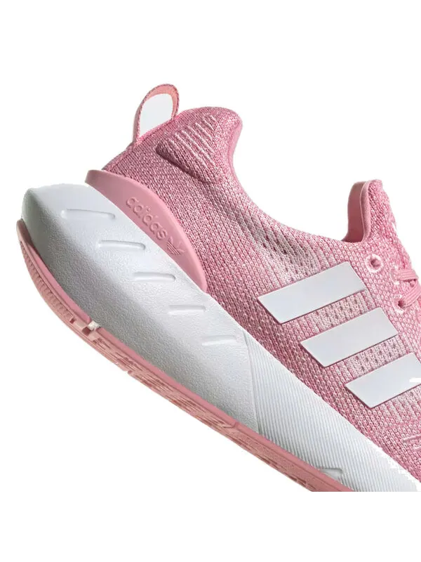 Кроссовки оригинальные swift run 22 Adidas — изображение 3 из 4, розовый