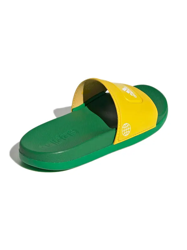 Тапочки lego x adilette slide 'equipment yellow green' Adidas — изображение 4 из 4, желтый/белый/зеленый