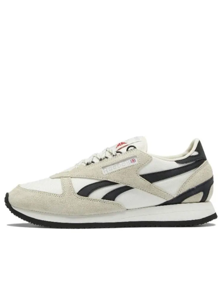 Кроссовки Reebok Victory Classic 'White Chalk Black' — изображение 1 из 5, бежевый