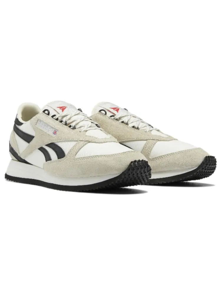 Кроссовки Reebok Victory Classic 'White Chalk Black' — изображение 3 из 5, бежевый