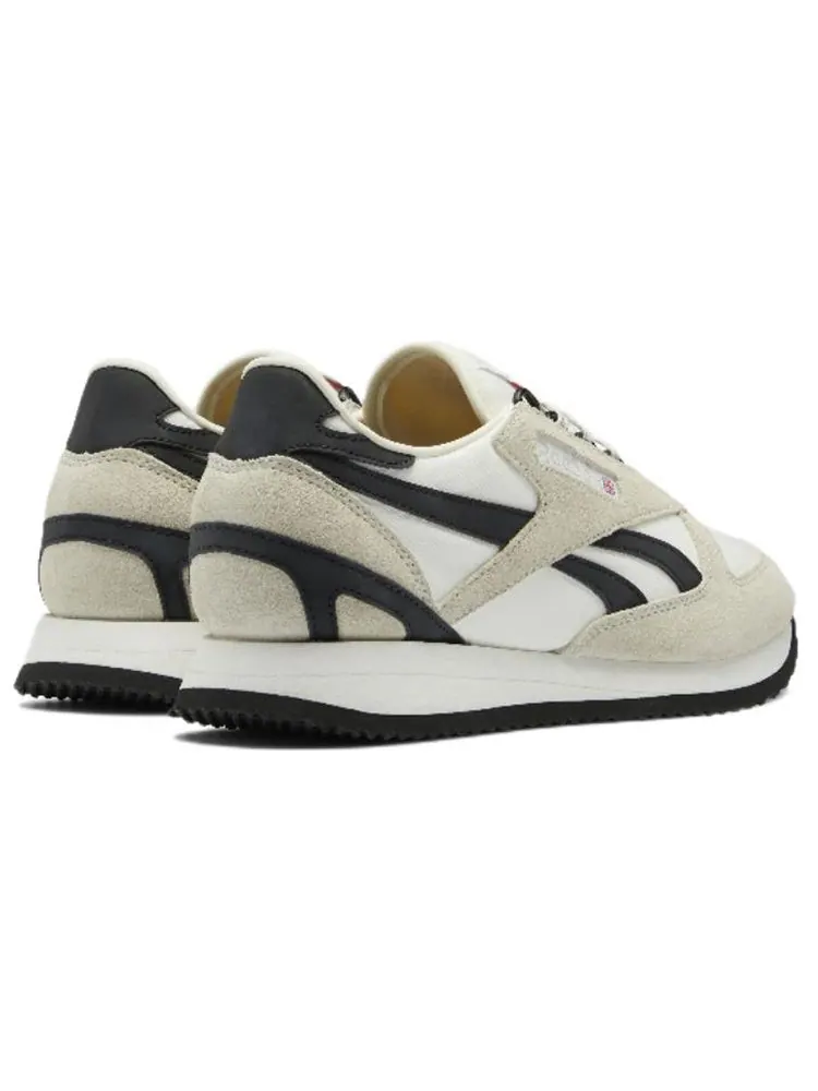 Кроссовки Reebok Victory Classic 'White Chalk Black' — изображение 4 из 5, бежевый
