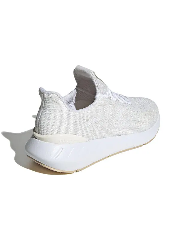 Кроссовки оригинальные swift run 22 Adidas — изображение 4 из 4, белый