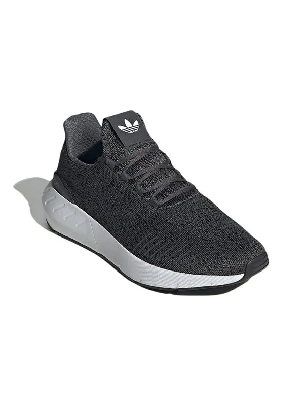 Кроссовки оригинальные swift run 22 Adidas — изображение 3 из 4, черный/белый