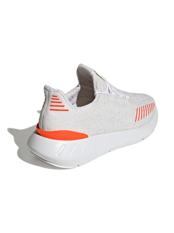 Кроссовки оригинальные swift run 22 Adidas — изображение 4 из 4, белый/оранжевый