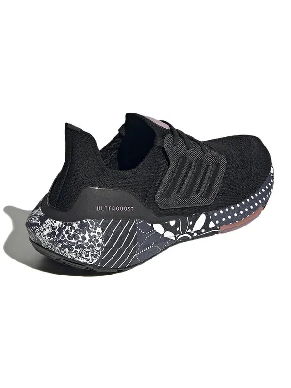 Кроссовки ультрабуст 22 Adidas — изображение 4 из 4, черный