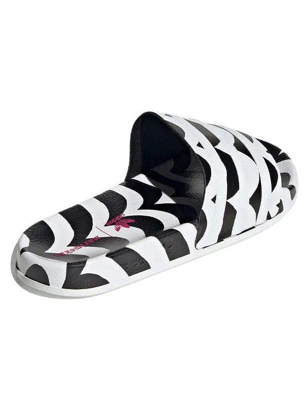 Тапочки marimekko x adilette slide 'laine wave' Adidas — изображение 4 из 4, черный/белый