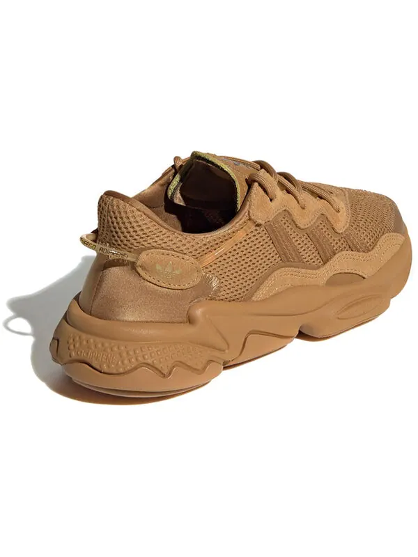 Кроссовки originals ozweego 'sand' Adidas — изображение 3 из 4, коричневый